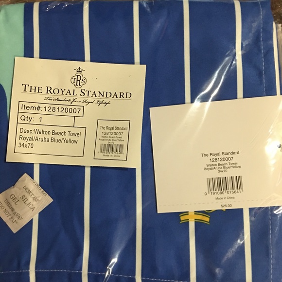 The Royal Standard, Walton Beach Towel, 34x70, NIB - Picture 3 of 4